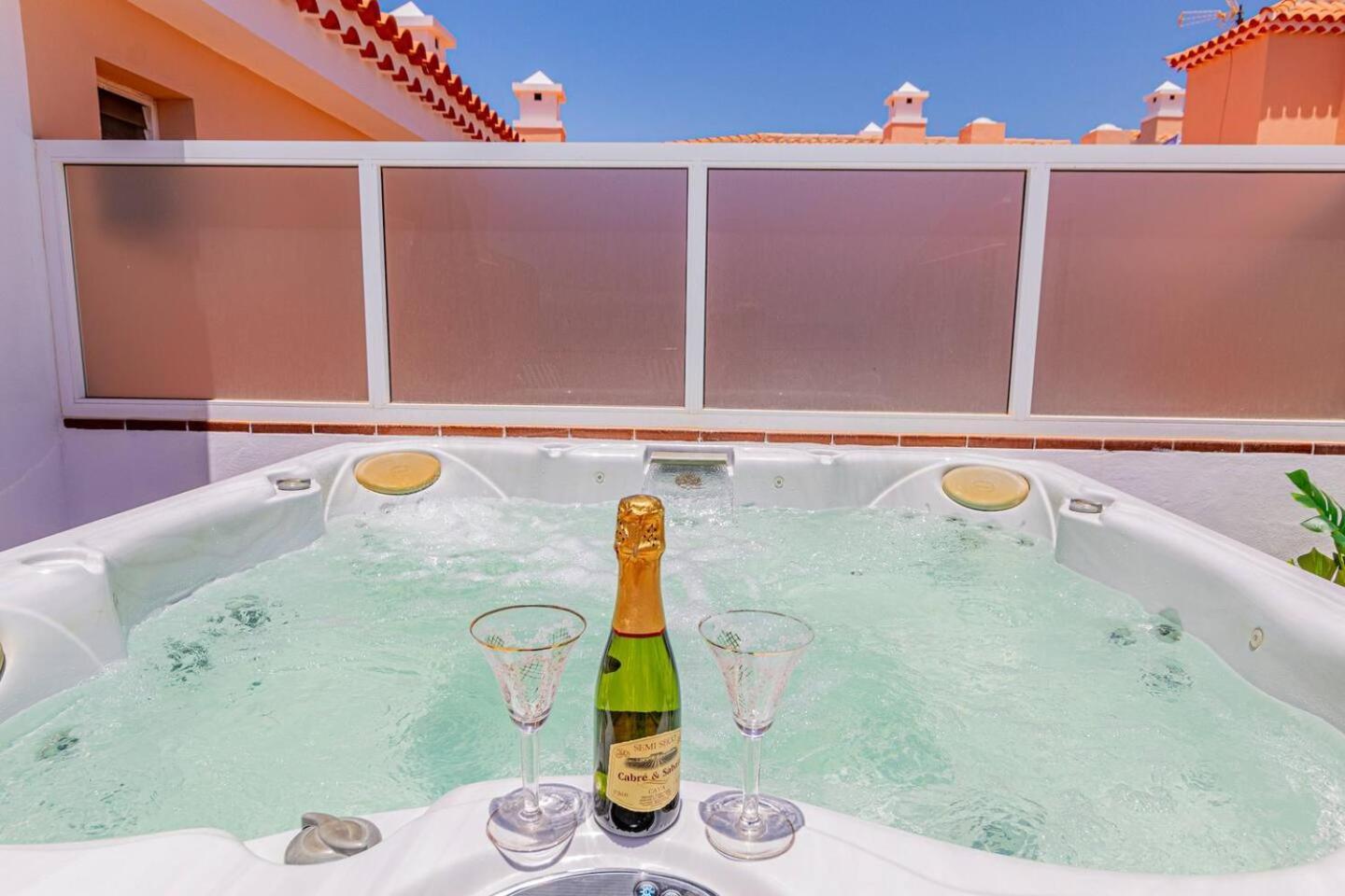Penthouse Apt With Jacuzzi By Dream Homes Tenerife Puerto de Santiago  Buitenkant foto